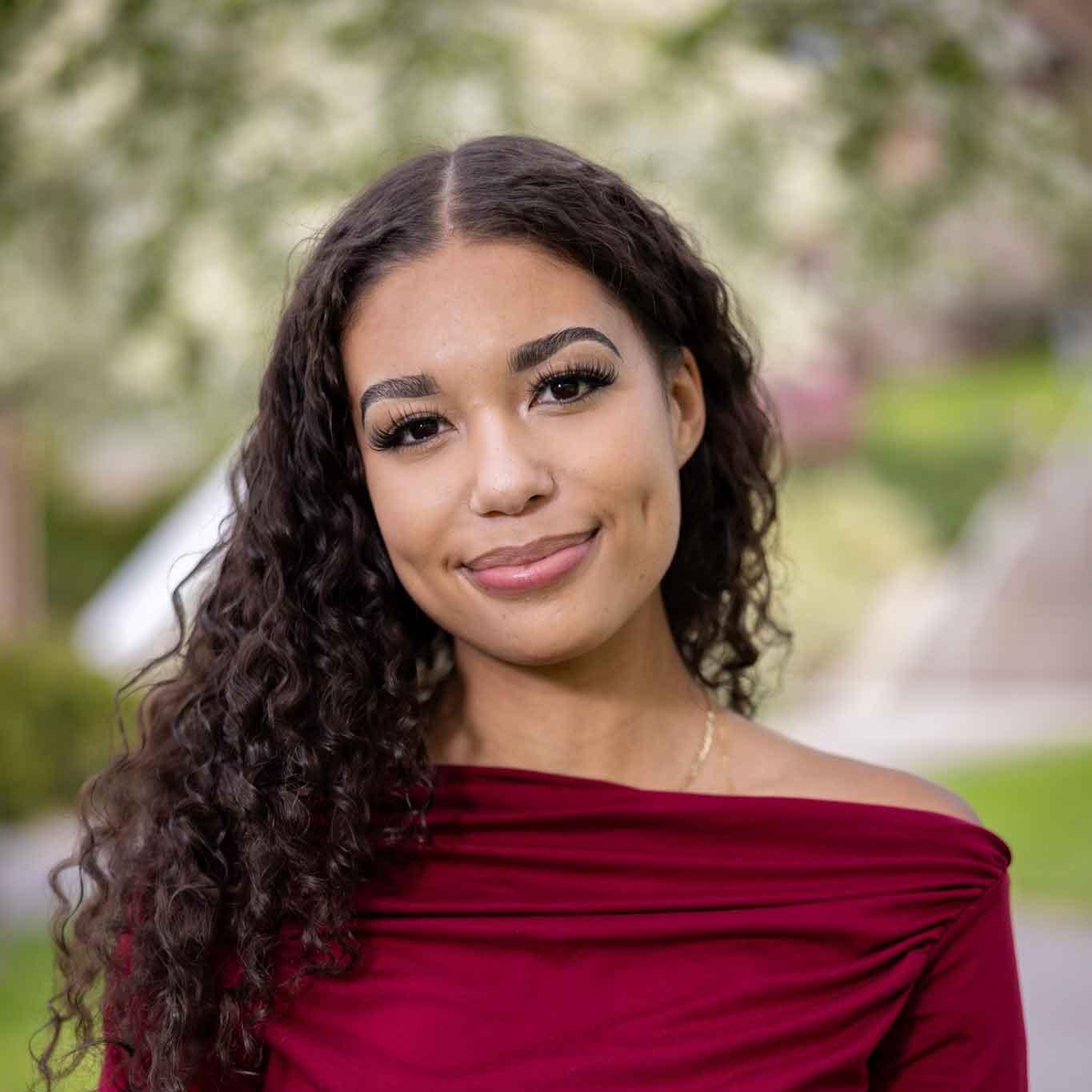		Anya English
	