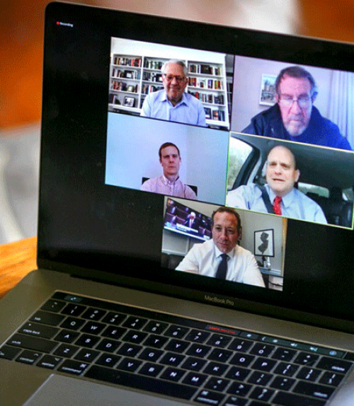  Computer showing five people