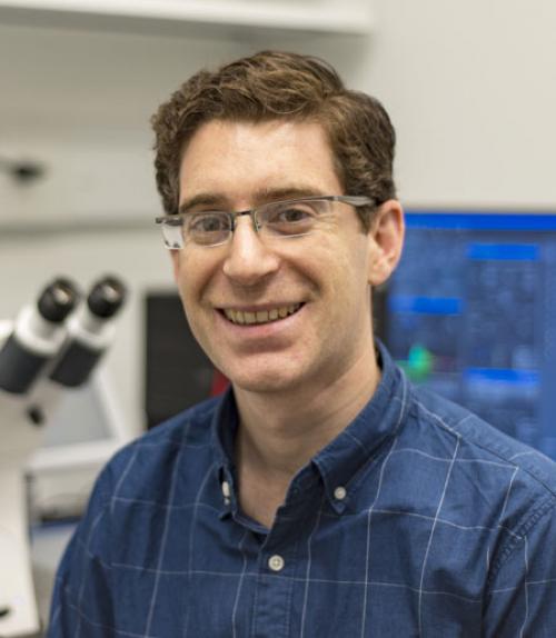  Jeremy Baskin with lab in background